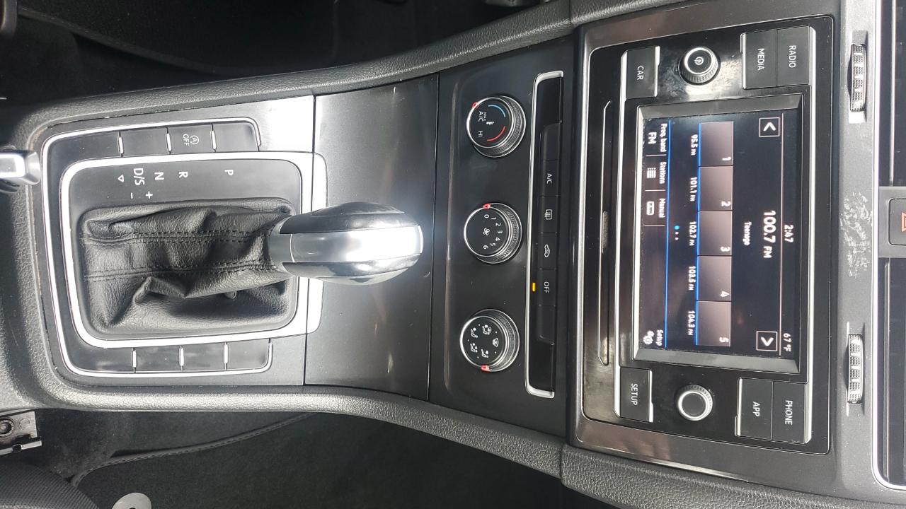 Volkswagen Golf S 8A 2019