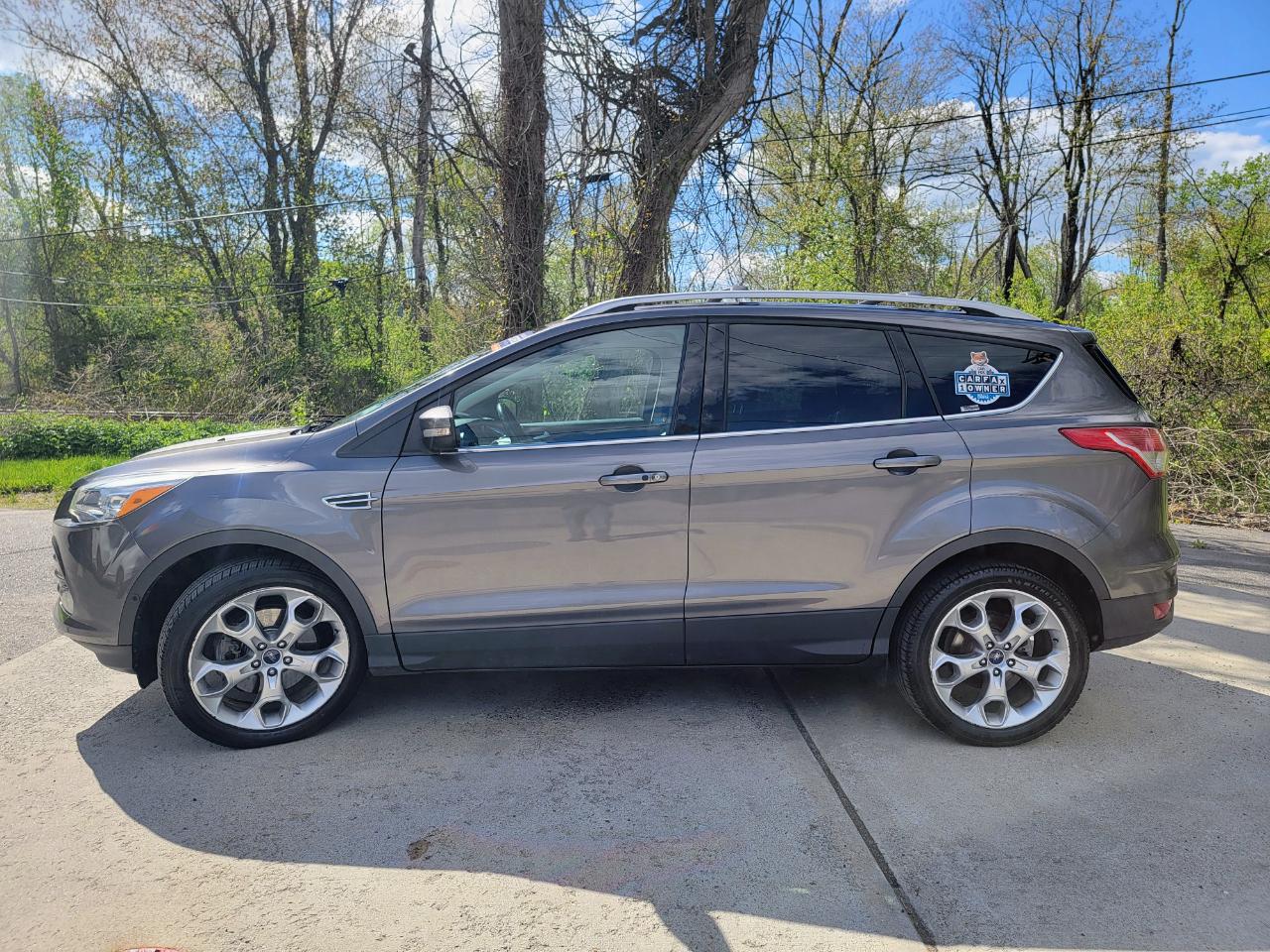 Ford Escape Titanium 4WD 2013