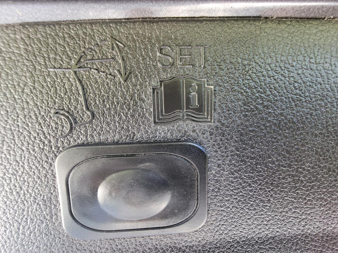 Ford Escape Titanium 4WD 2013