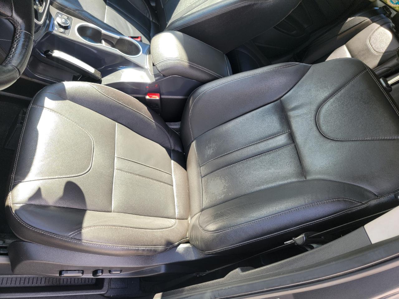 Ford Escape Titanium 4WD 2013