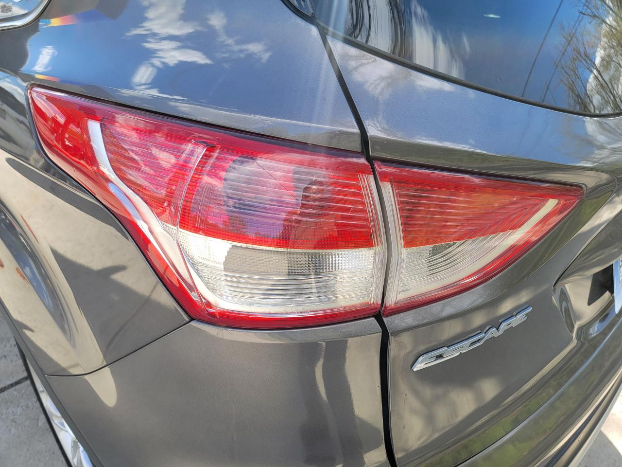 Ford Escape Titanium 4WD 2013