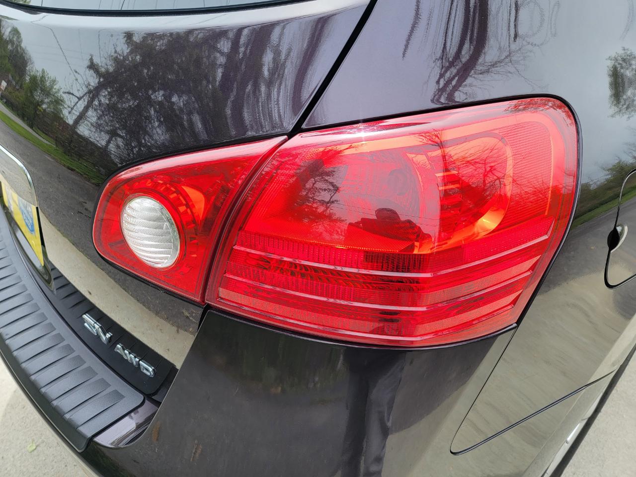 Nissan Rogue S AWD 2011