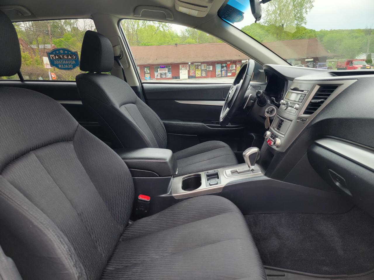 Subaru Outback 2.5i Premium 2010