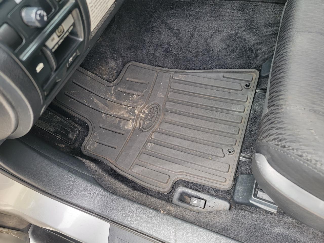 Subaru Outback 2.5i Premium 2010