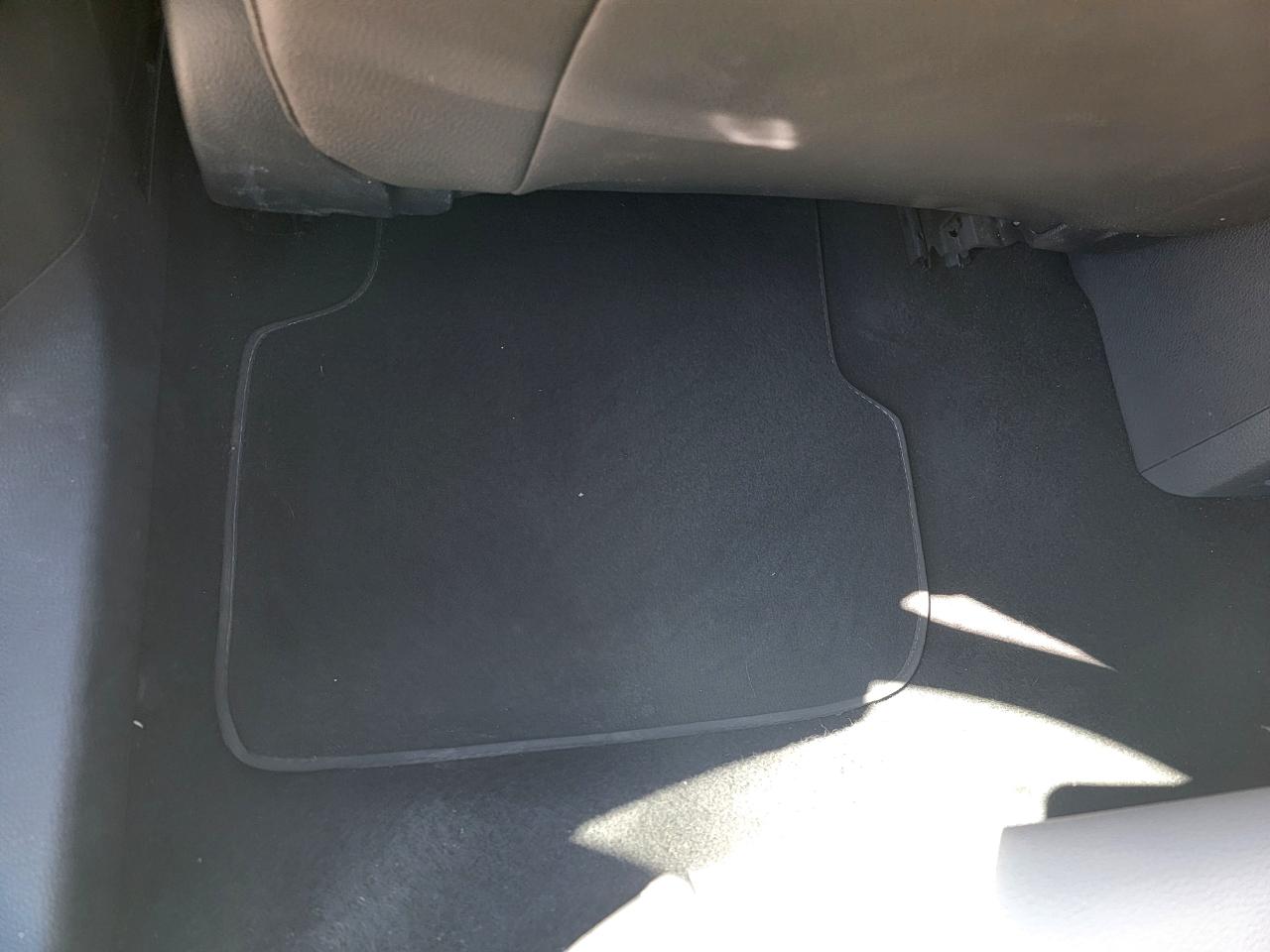 Volkswagen Jetta SE 6A 2016