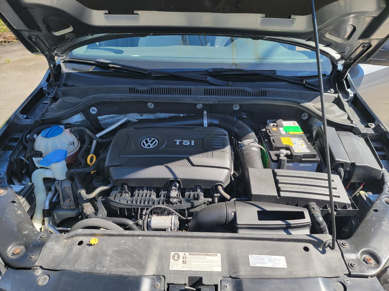 Volkswagen Jetta SE 6A 2016