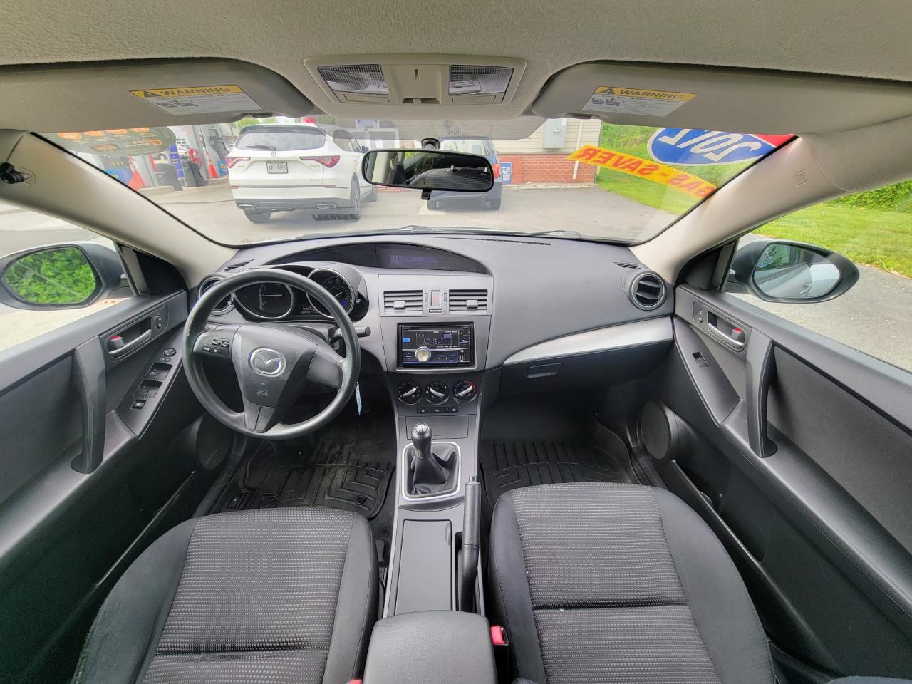 Mazda MAZDA3 i Sport 4-Door 2012