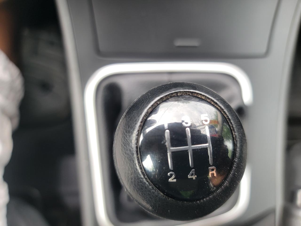 Mazda MAZDA3 i Sport 4-Door 2012