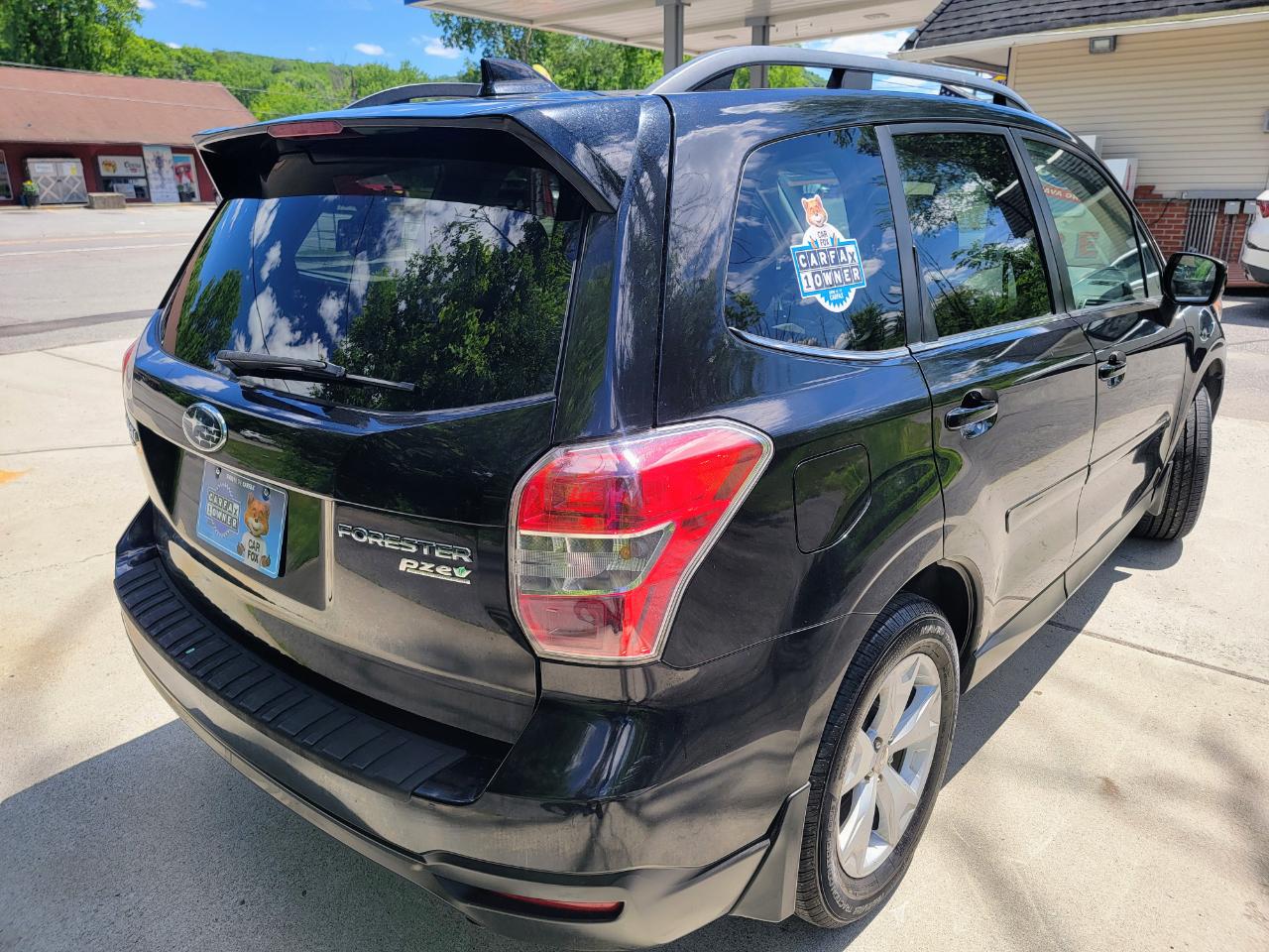Subaru Forester 2.5i Limited 2016