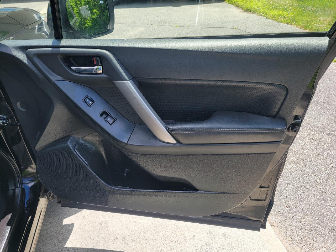 Subaru Forester 2.5i Limited 2016