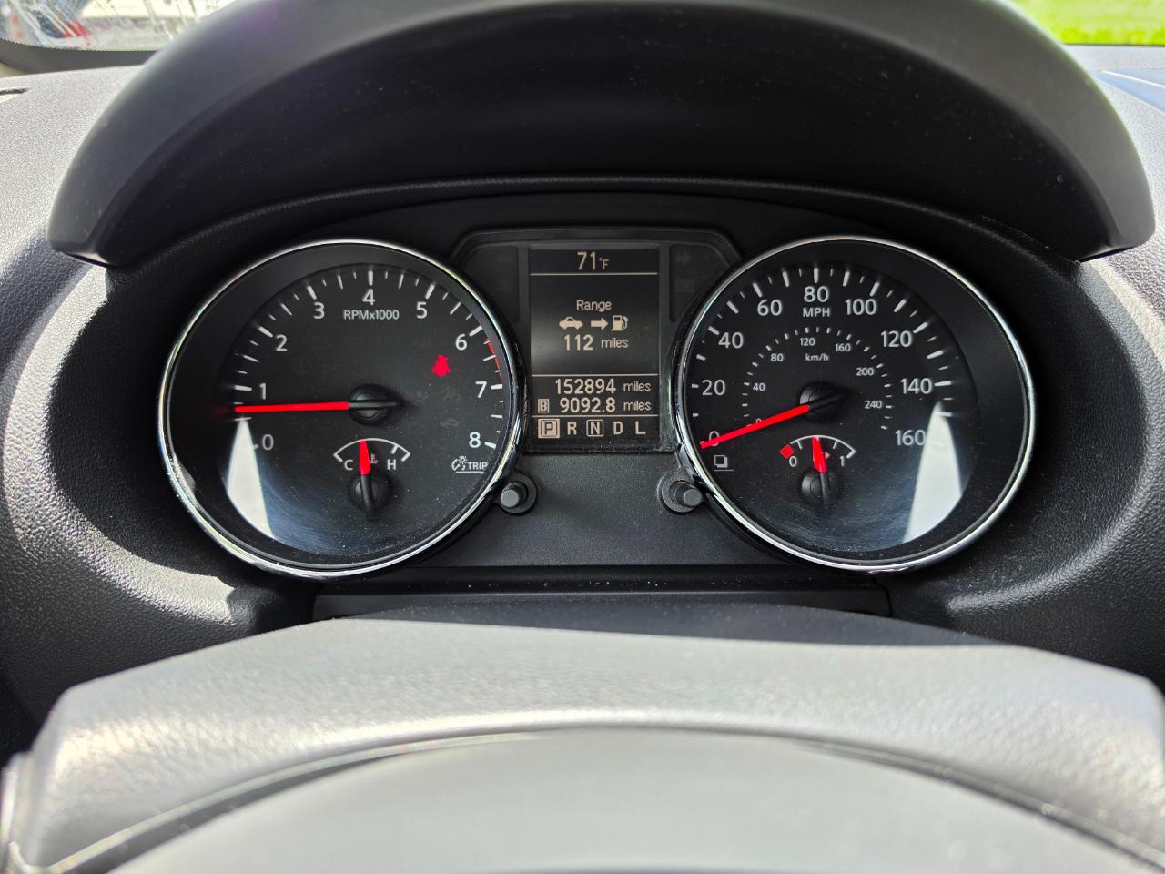 Nissan Rogue S AWD 2011