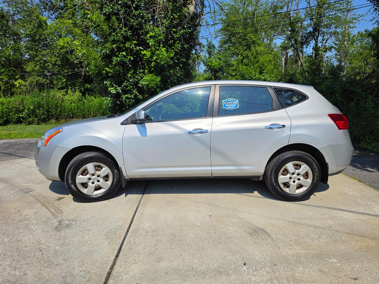 Nissan Rogue S AWD 2010