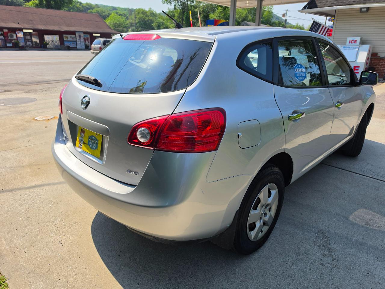 Nissan Rogue S AWD 2010
