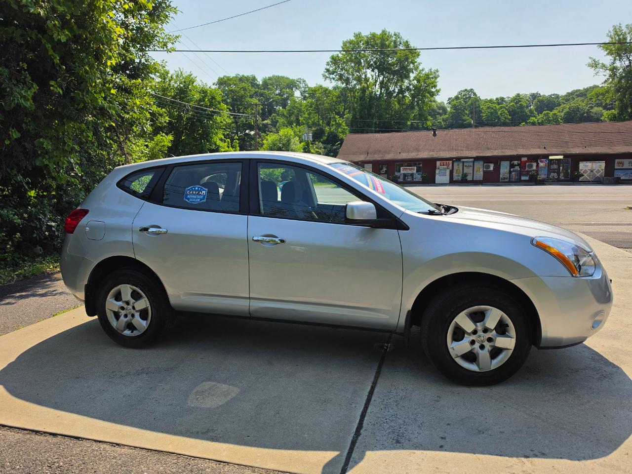 Nissan Rogue S AWD 2010