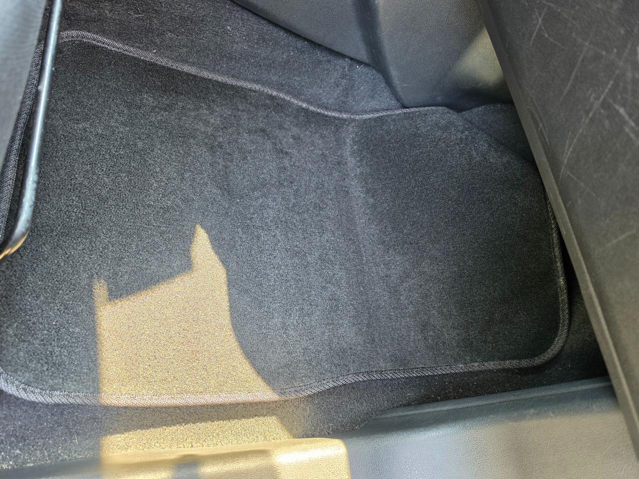 Nissan Rogue S AWD 2010