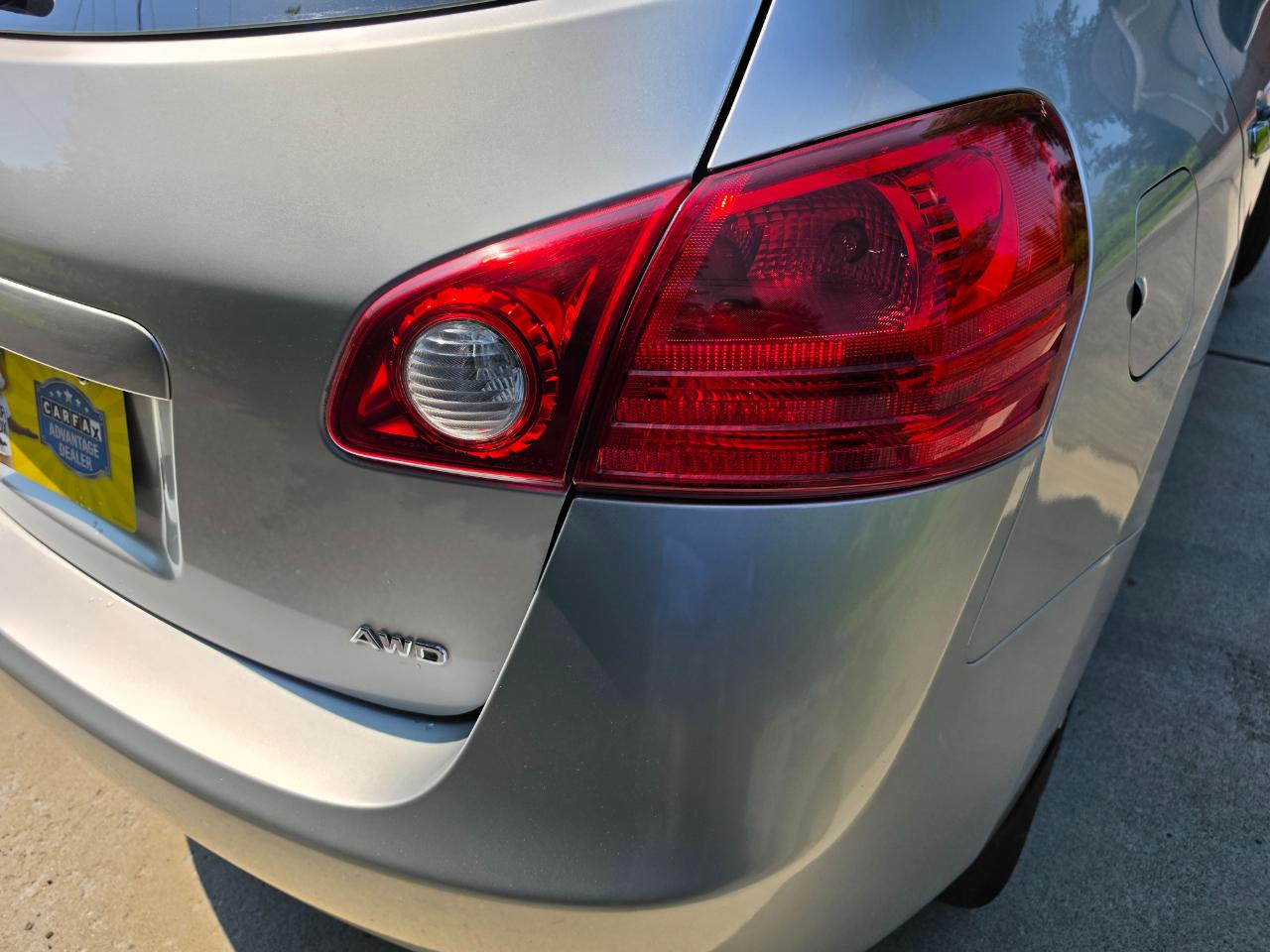 Nissan Rogue S AWD 2010