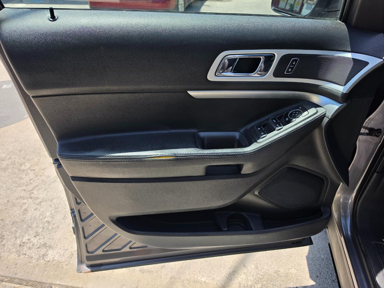 Ford Explorer XLT 4WD 2014