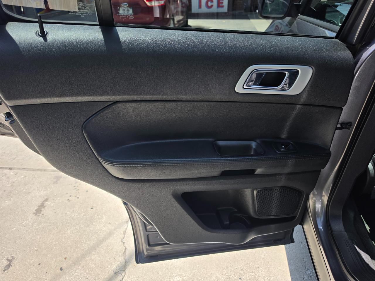 Ford Explorer XLT 4WD 2014