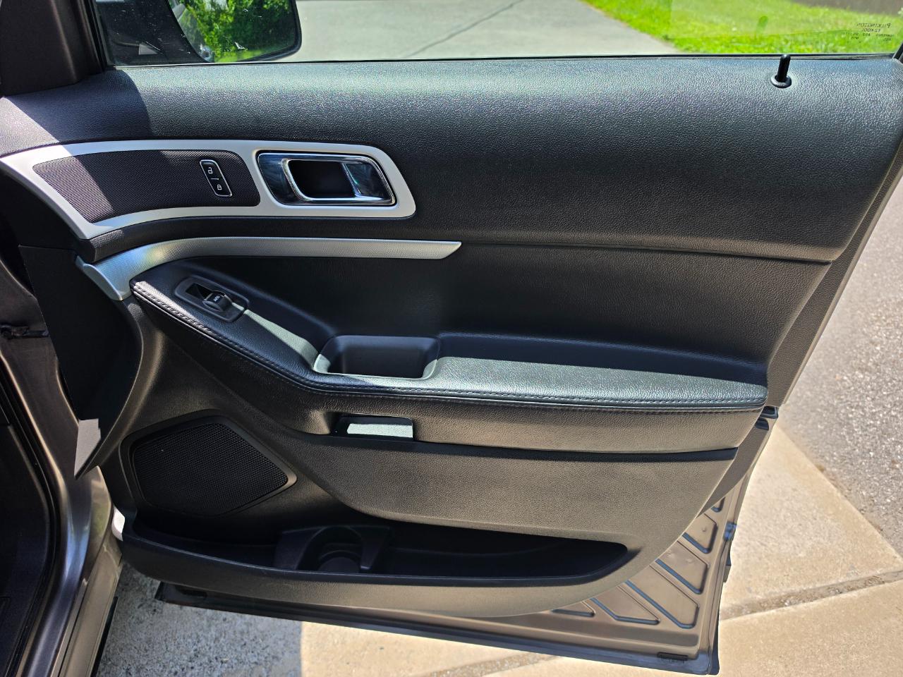 Ford Explorer XLT 4WD 2014