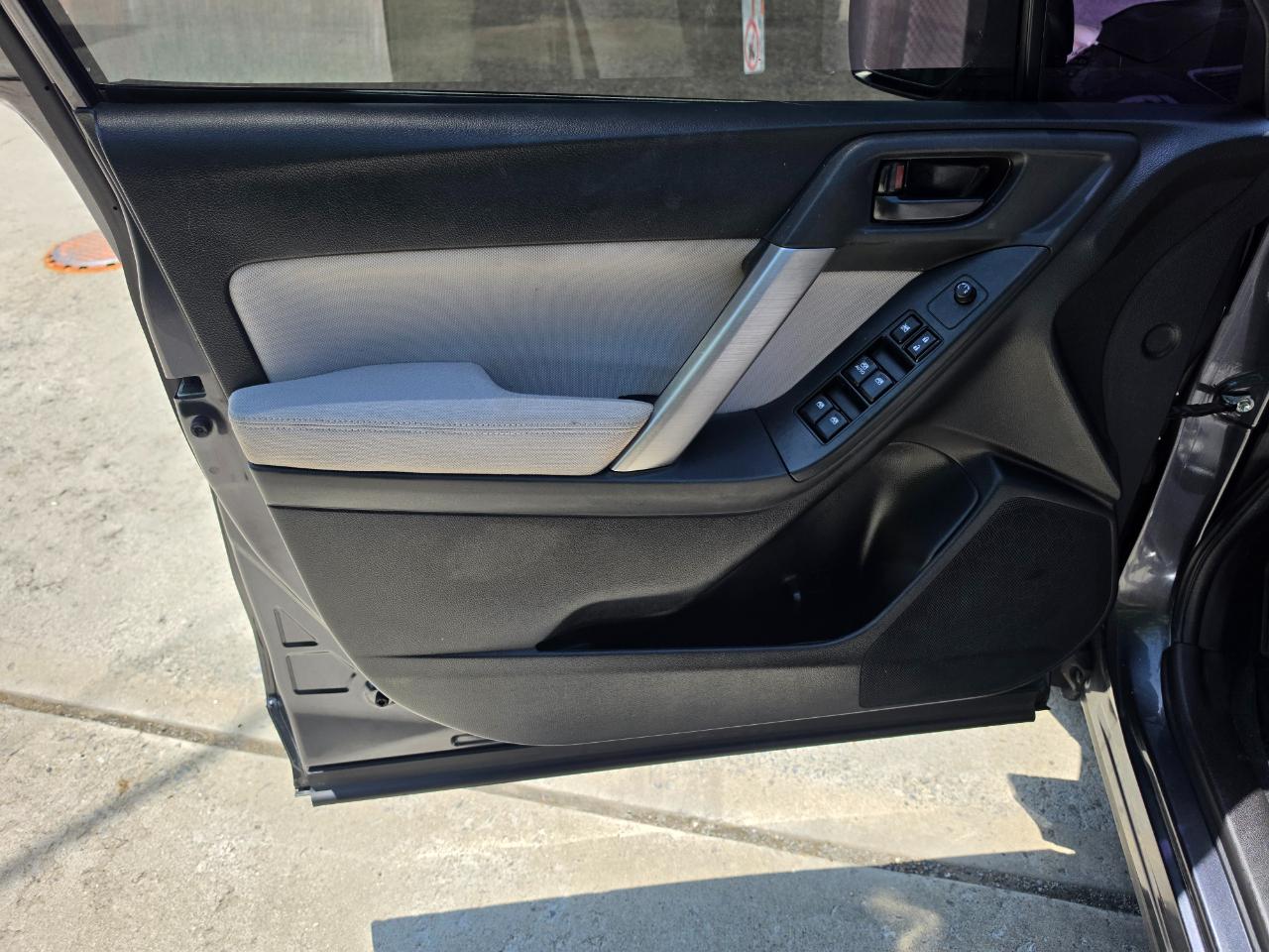 Subaru Forester 2.5i Premium 2015