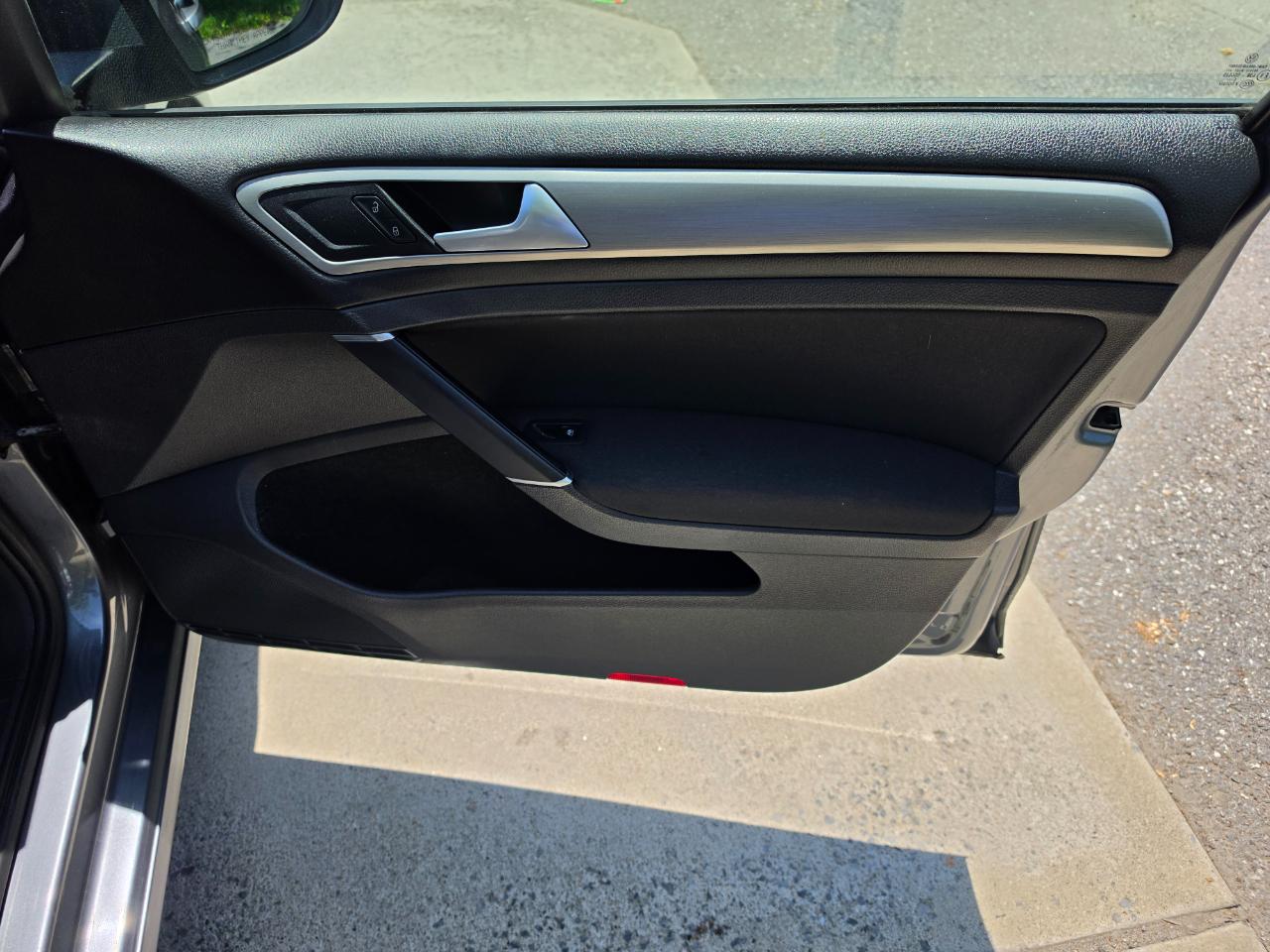 Volkswagen Golf TSI S 5M 2016