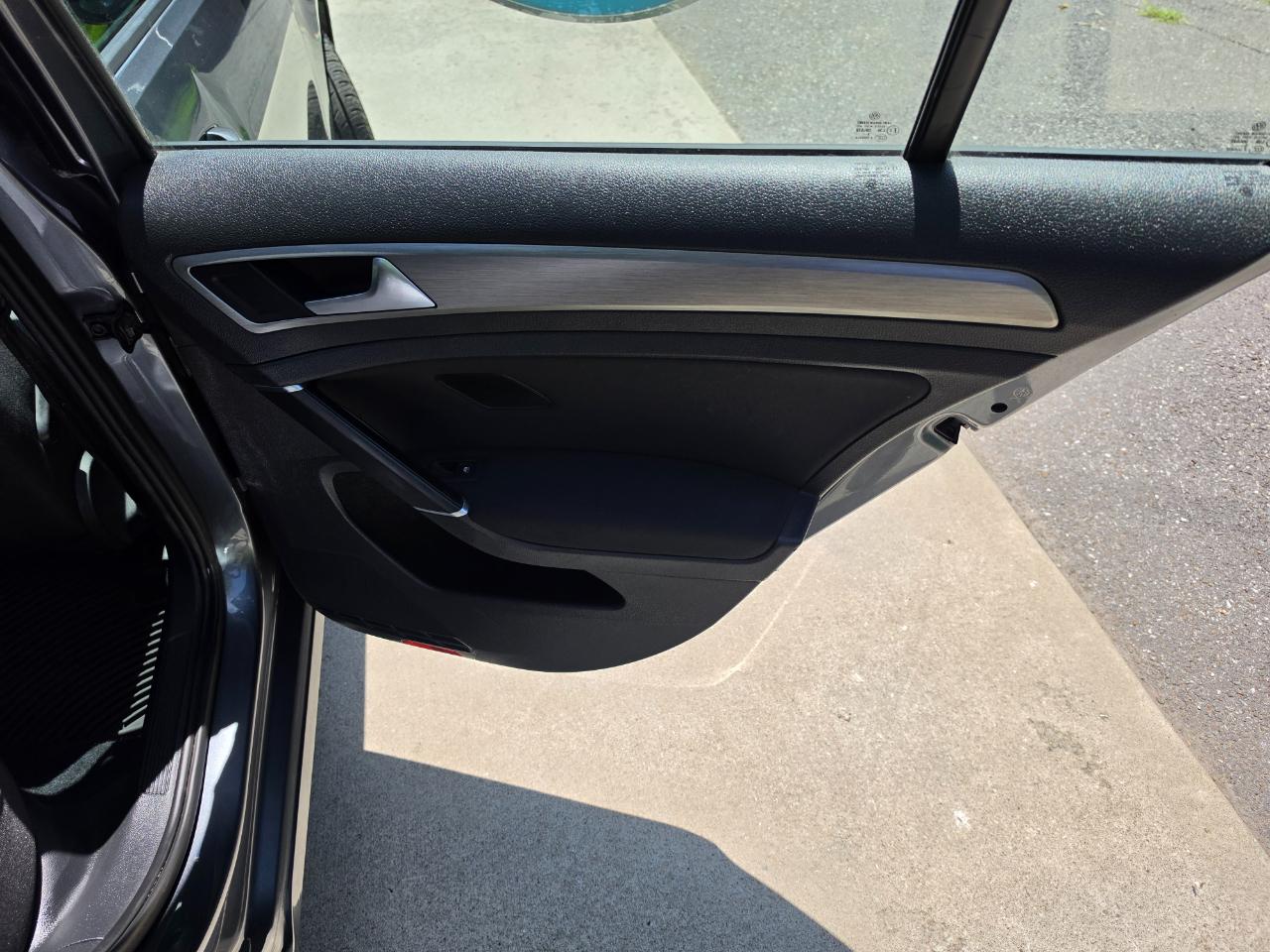 Volkswagen Golf TSI S 5M 2016
