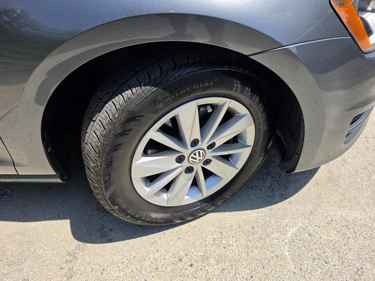 Volkswagen Golf TSI S 5M 2016