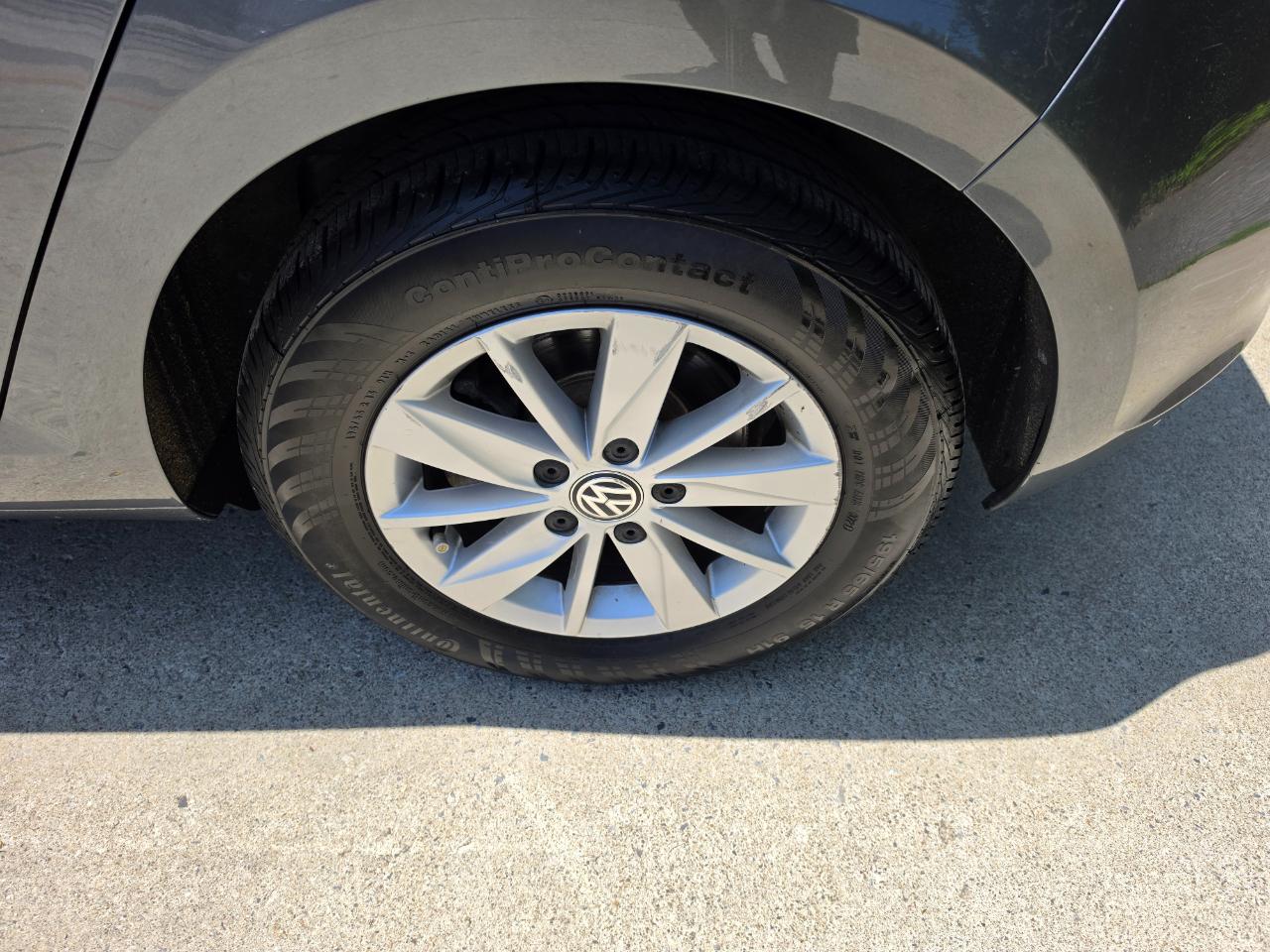 Volkswagen Golf TSI S 5M 2016