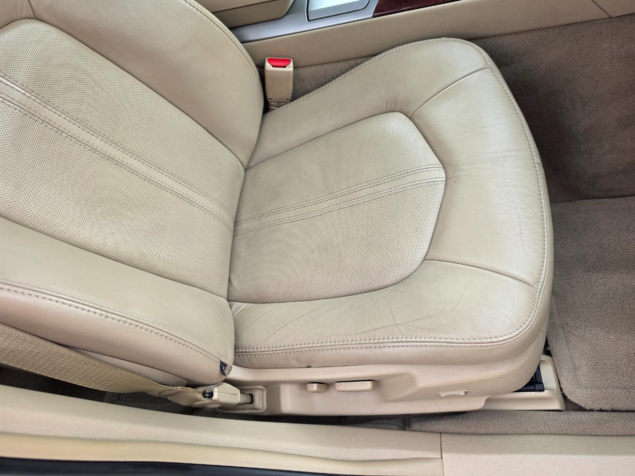 Cadillac CTS 3.6L Premium AWD w/Navi 2011