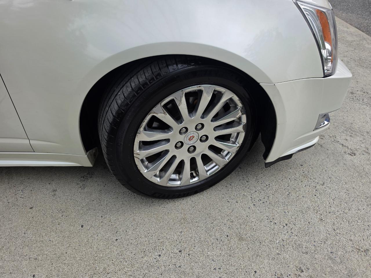 Cadillac CTS 3.6L Premium AWD w/Navi 2011