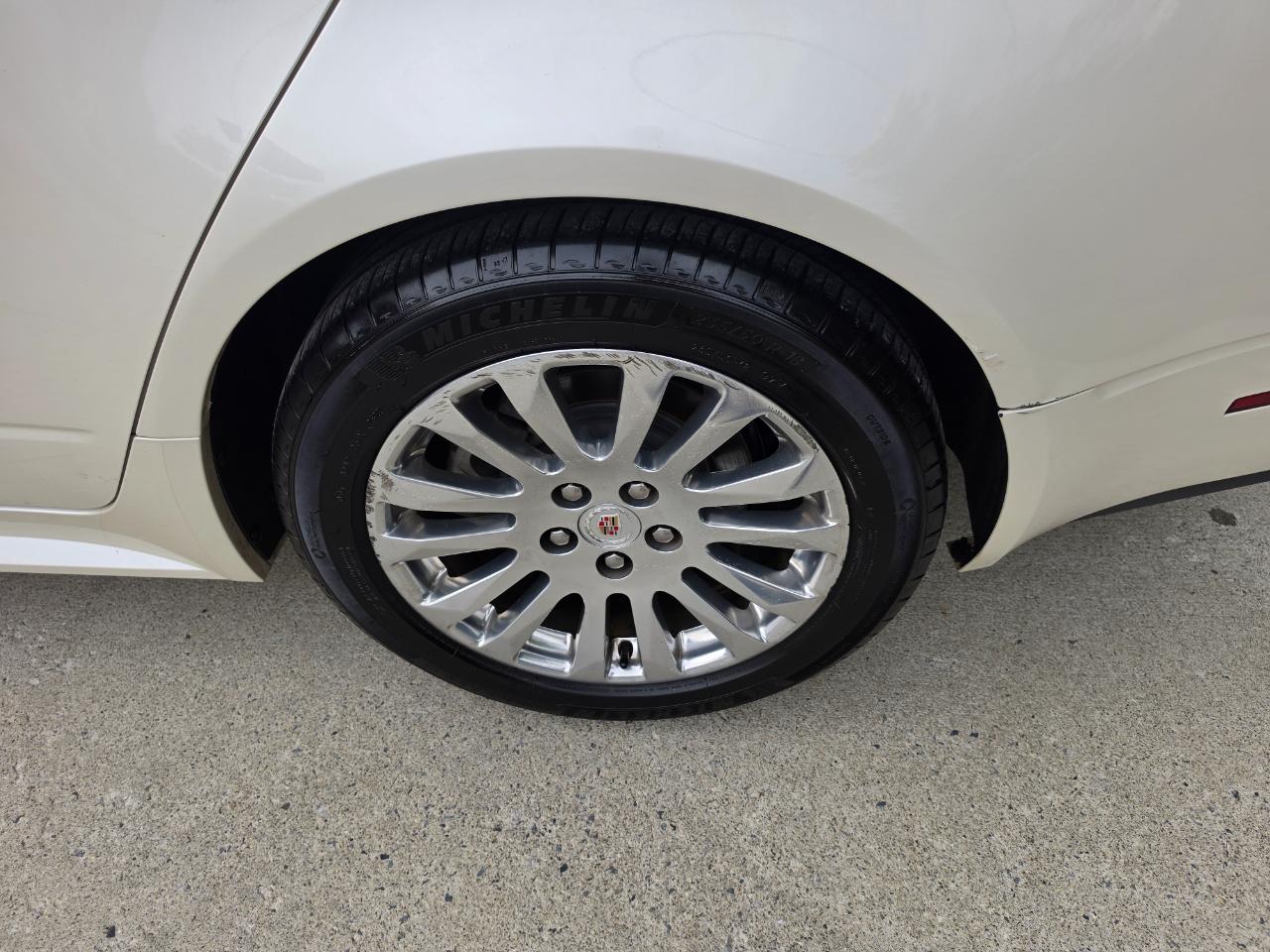Cadillac CTS 3.6L Premium AWD w/Navi 2011