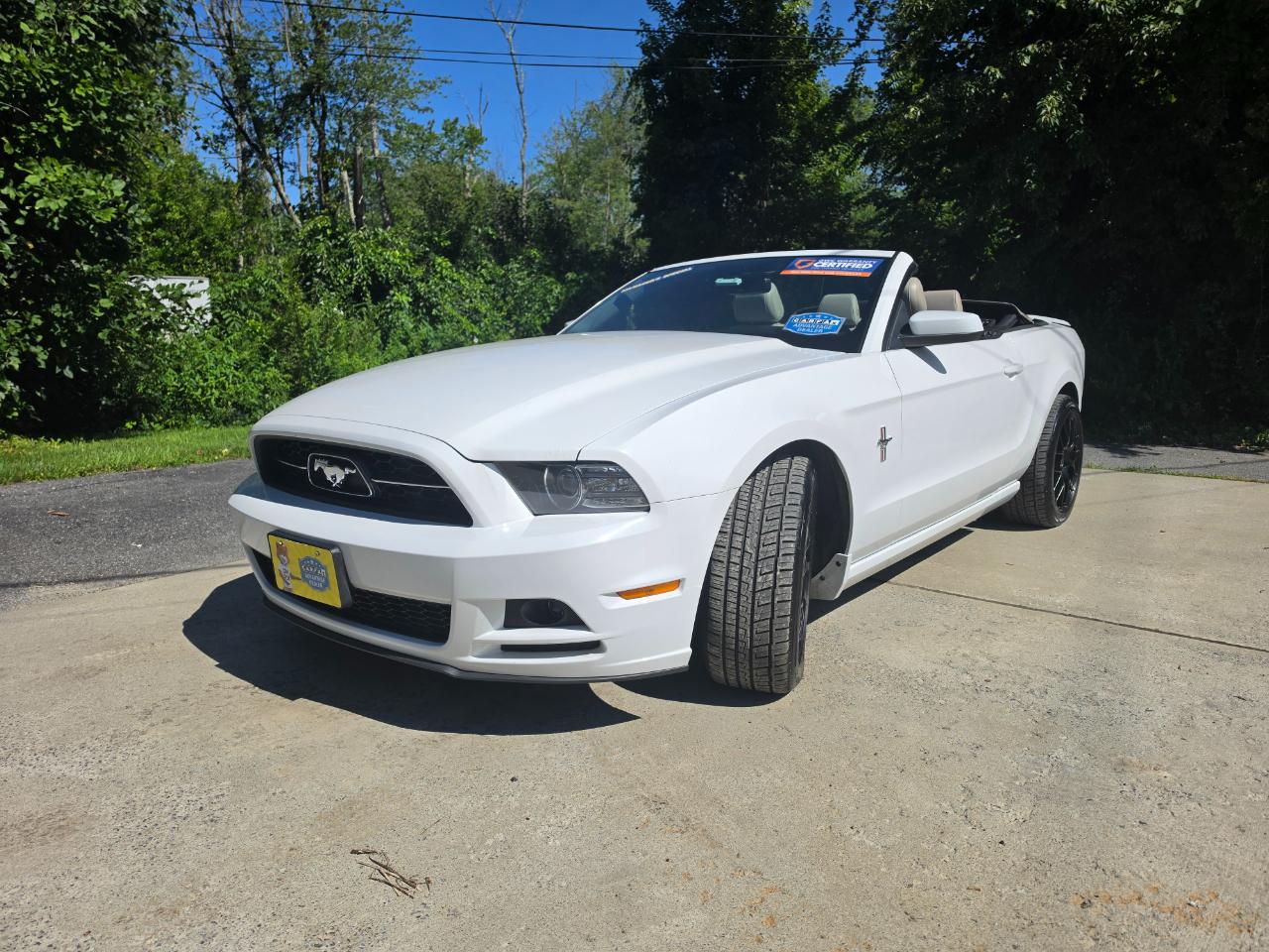 Ford Mustang V6 Convertible 2014