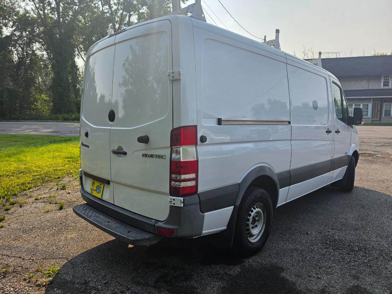 Mercedes-Benz Sprinter 2500 High Roof 144-in. WB 2012
