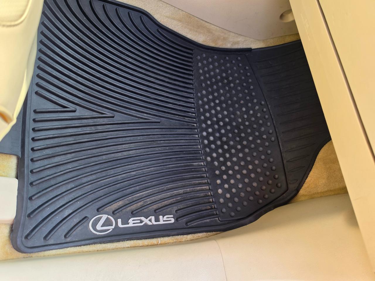Lexus RX 450h AWD 2010