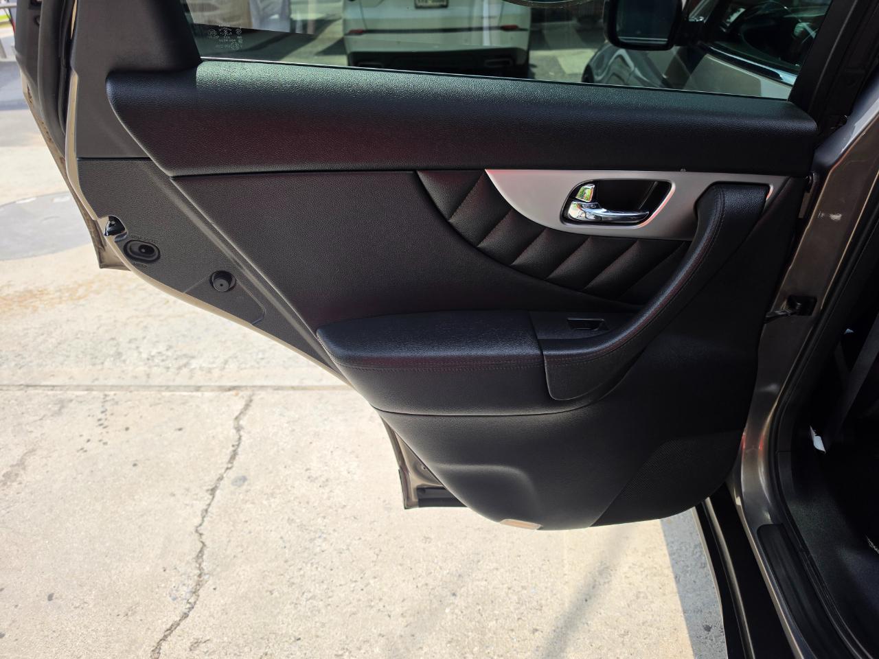 Infiniti FX FX37 AWD 2013