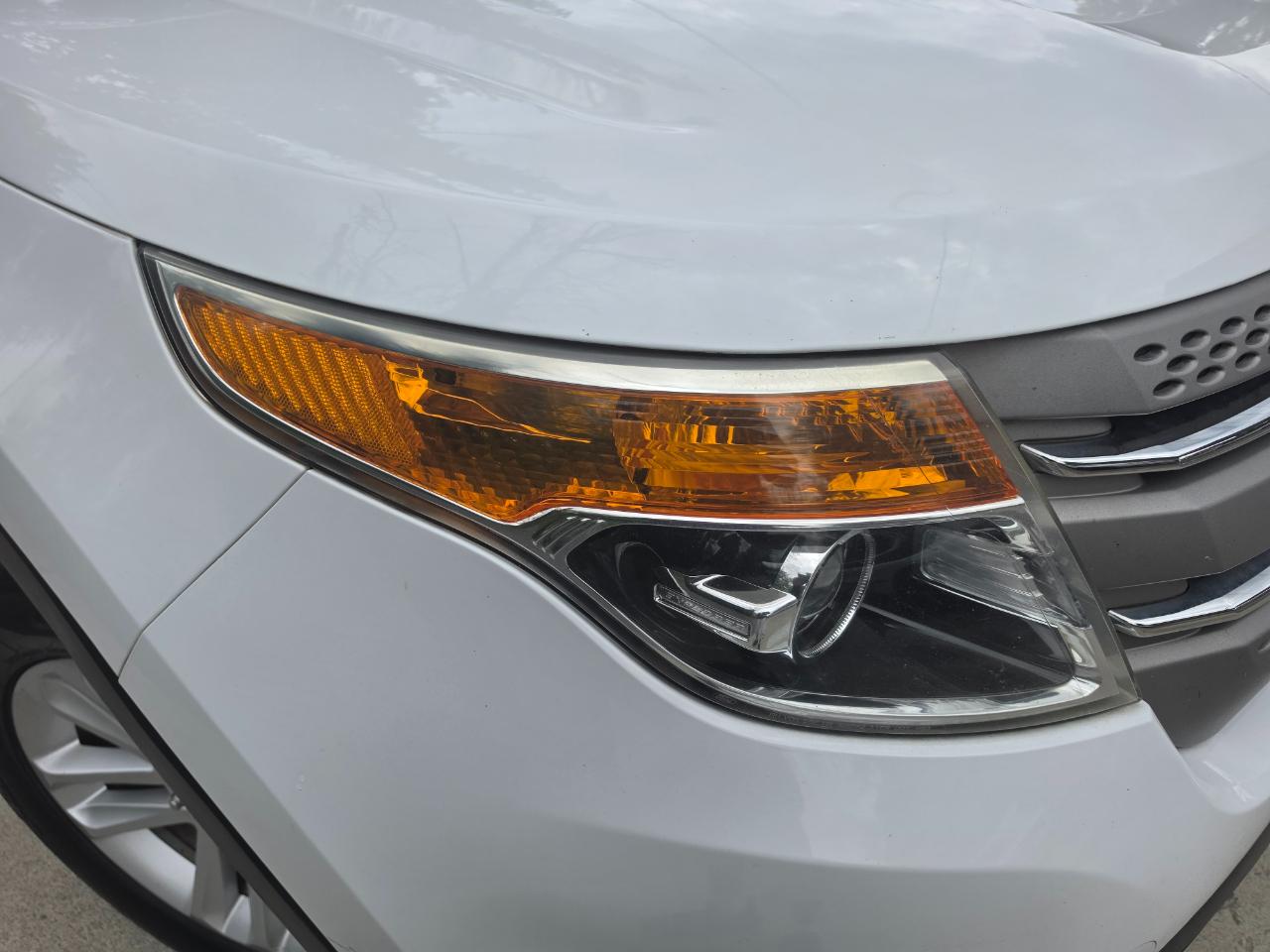Ford Explorer Base 4WD 2015