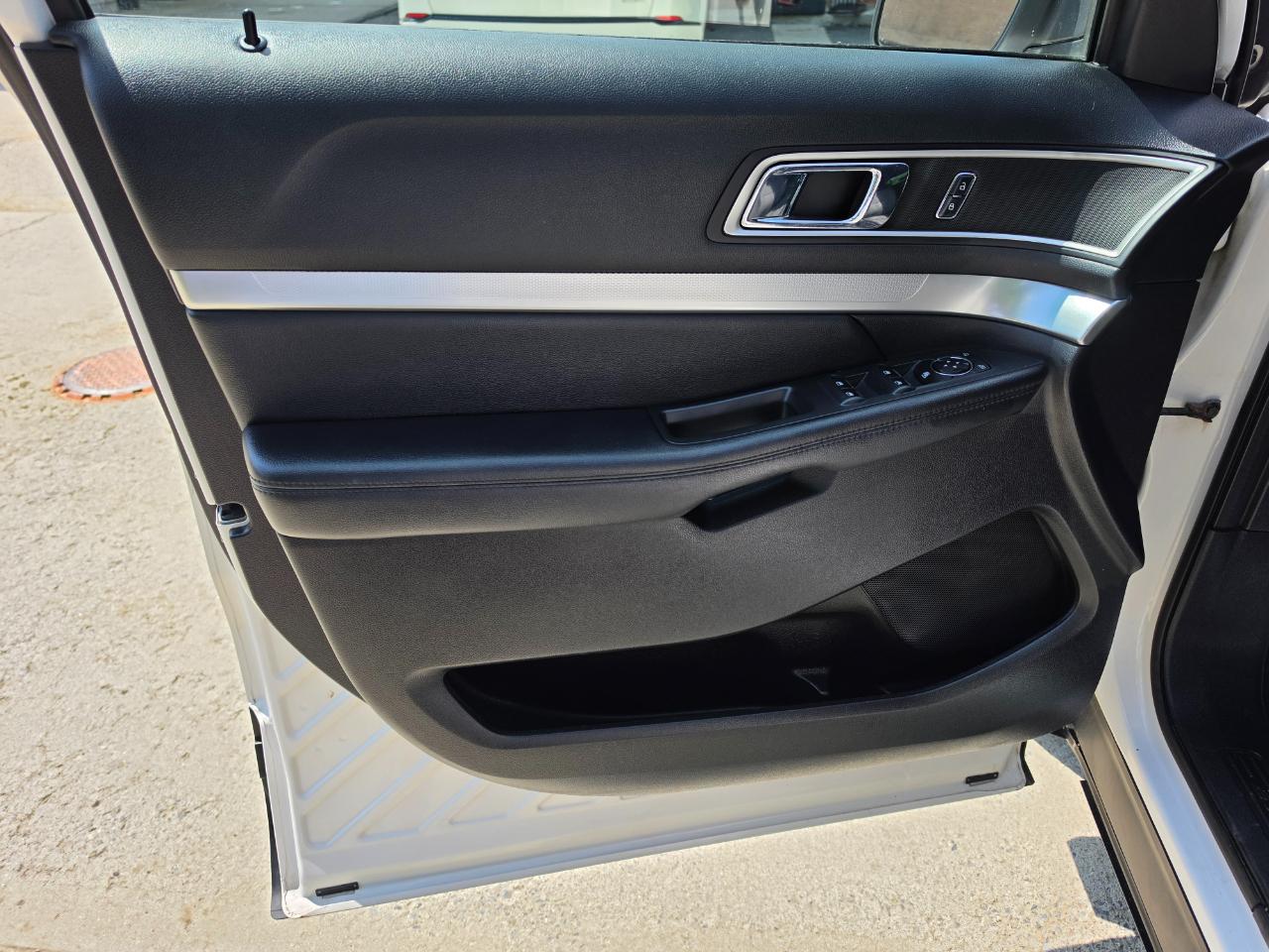 Ford Explorer XLT FWD 2017