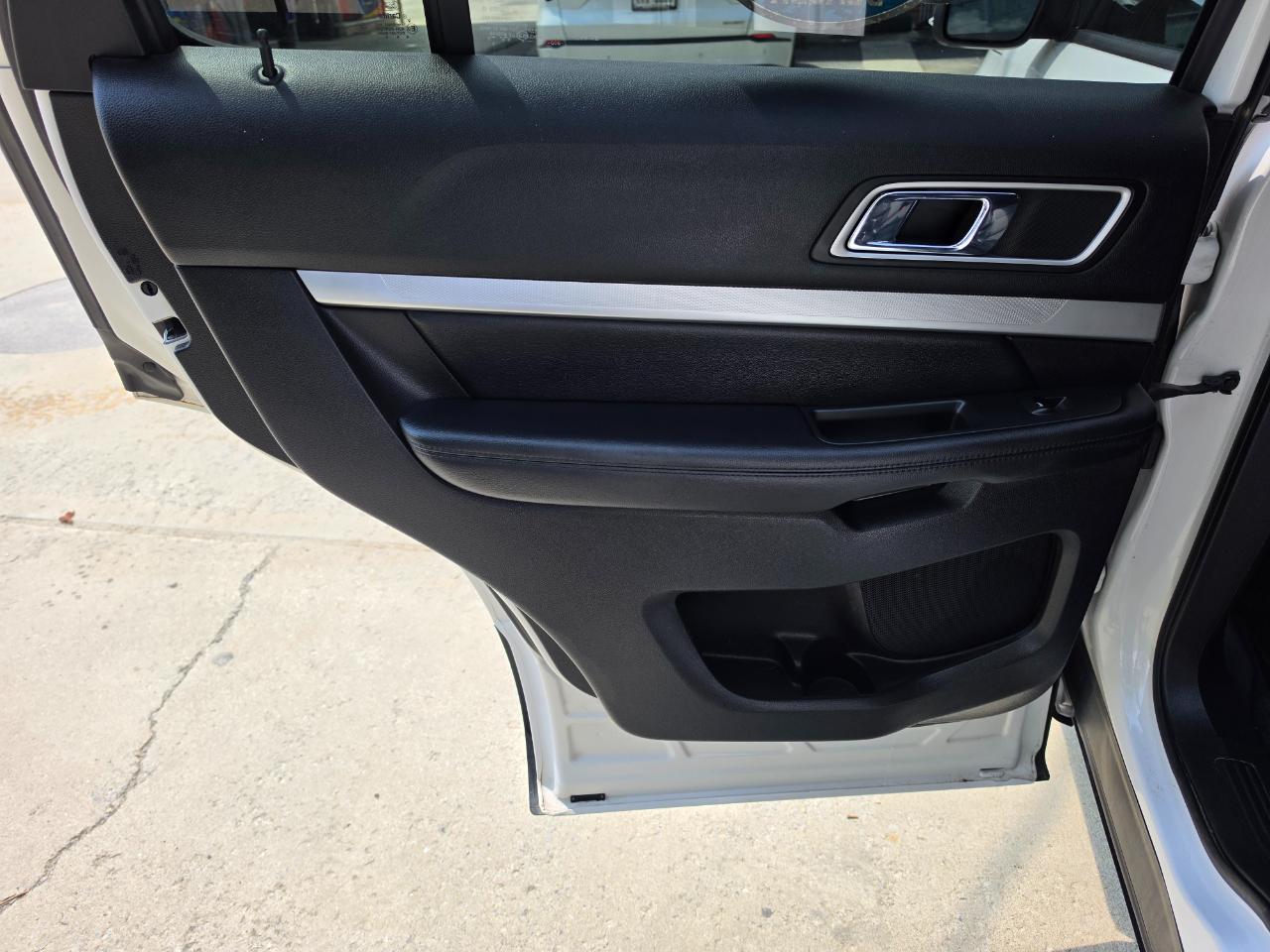 Ford Explorer XLT FWD 2017