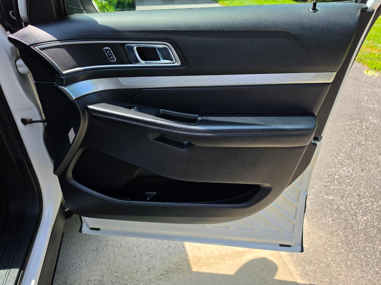 Ford Explorer XLT FWD 2017