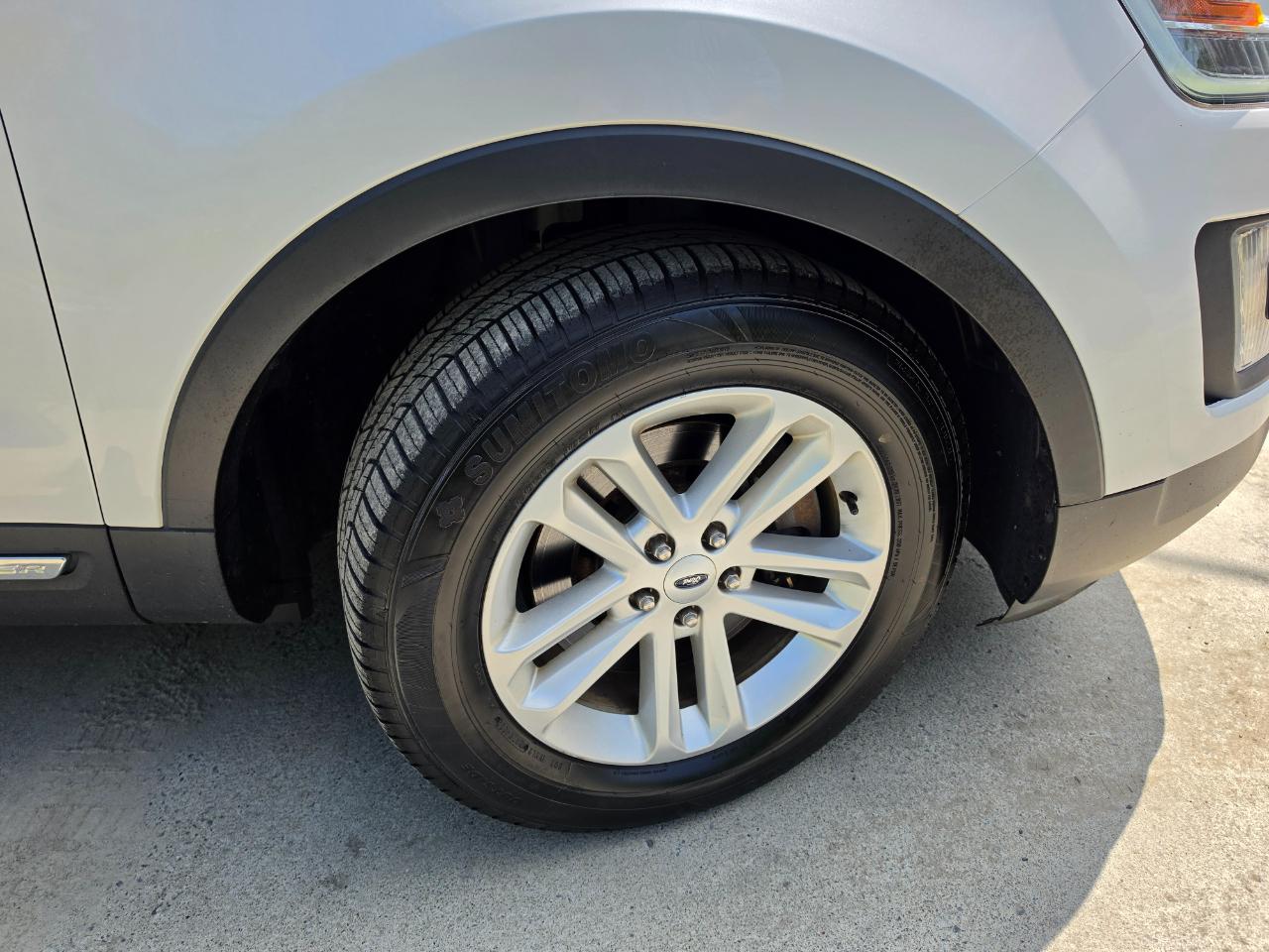 Ford Explorer XLT FWD 2017