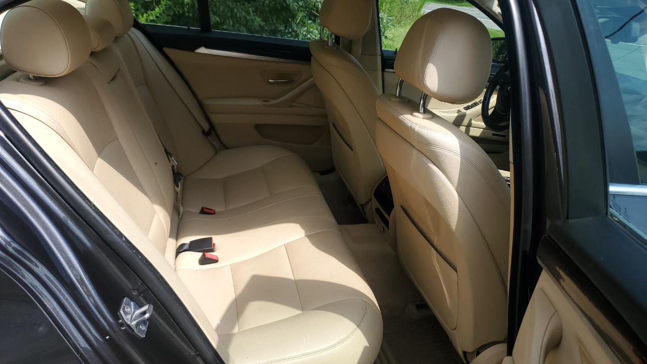 BMW 5-Series 528i xDrive 2015