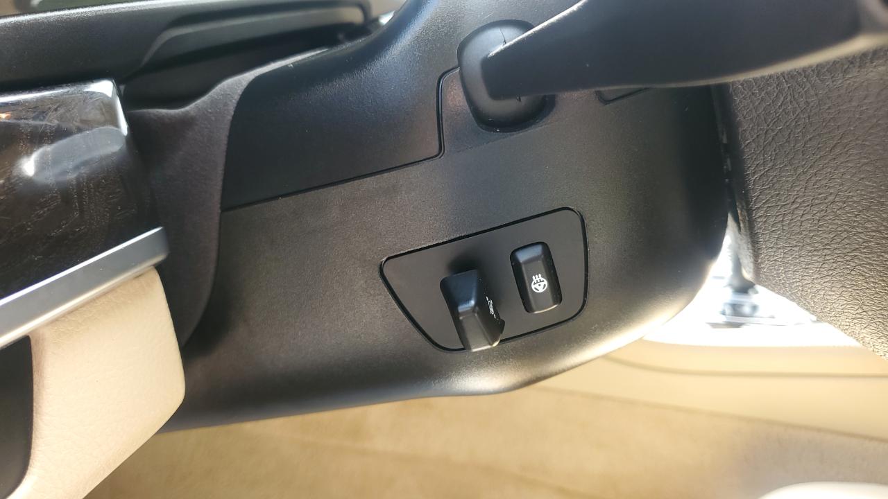 BMW 5-Series 528i xDrive 2015