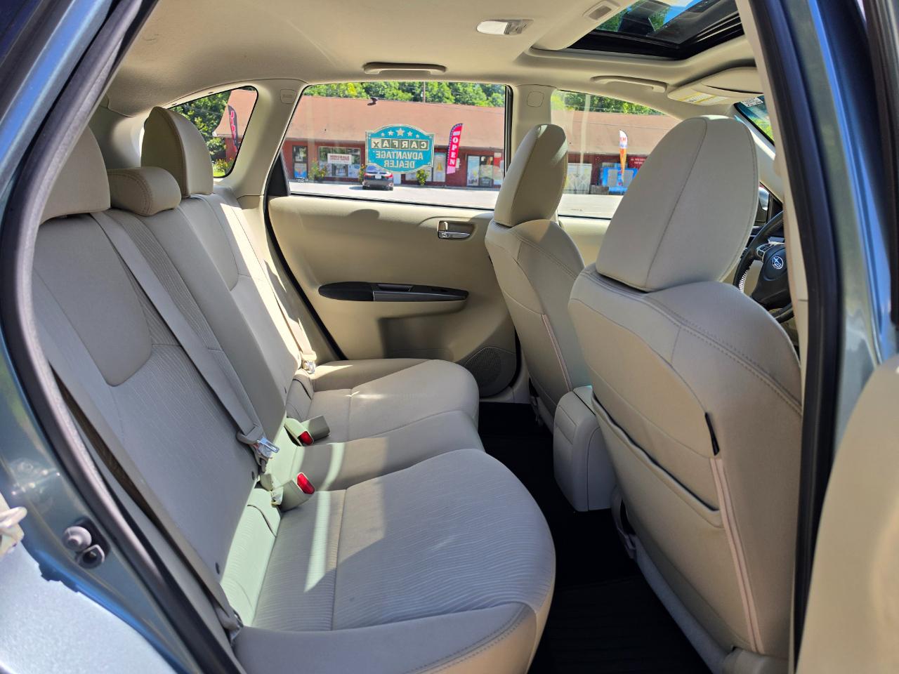 Subaru Impreza Outback Sport 2011