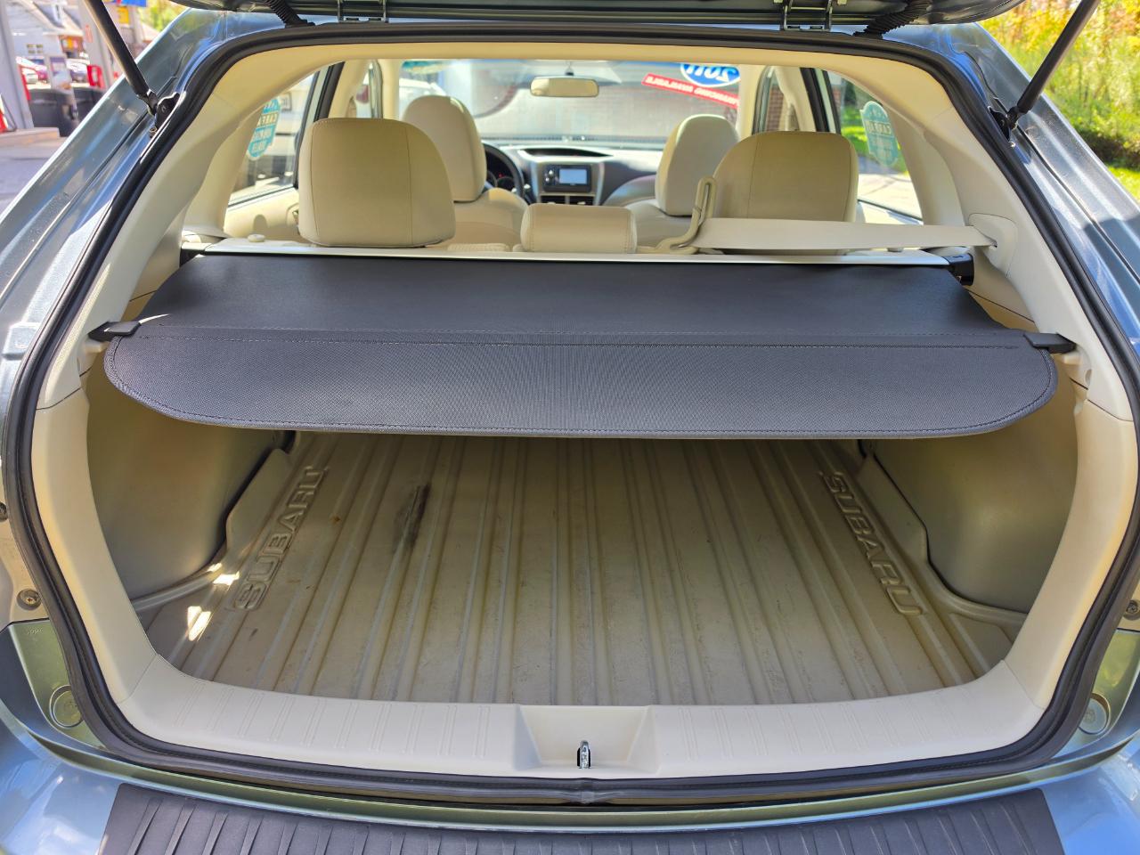 Subaru Impreza Outback Sport 2011