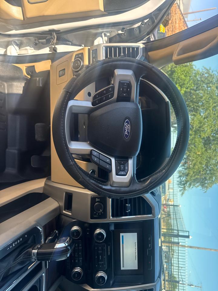 Ford F-150 Lariat SuperCrew 6.5-ft. Bed 4WD 2017