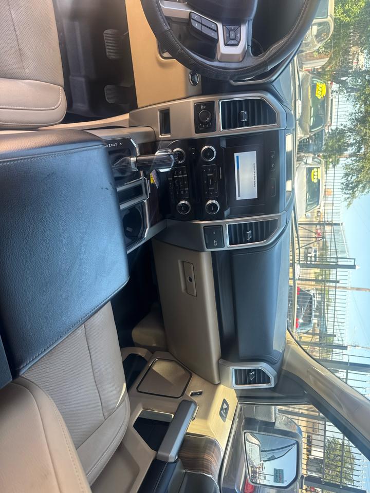 Ford F-150 Lariat SuperCrew 6.5-ft. Bed 4WD 2017