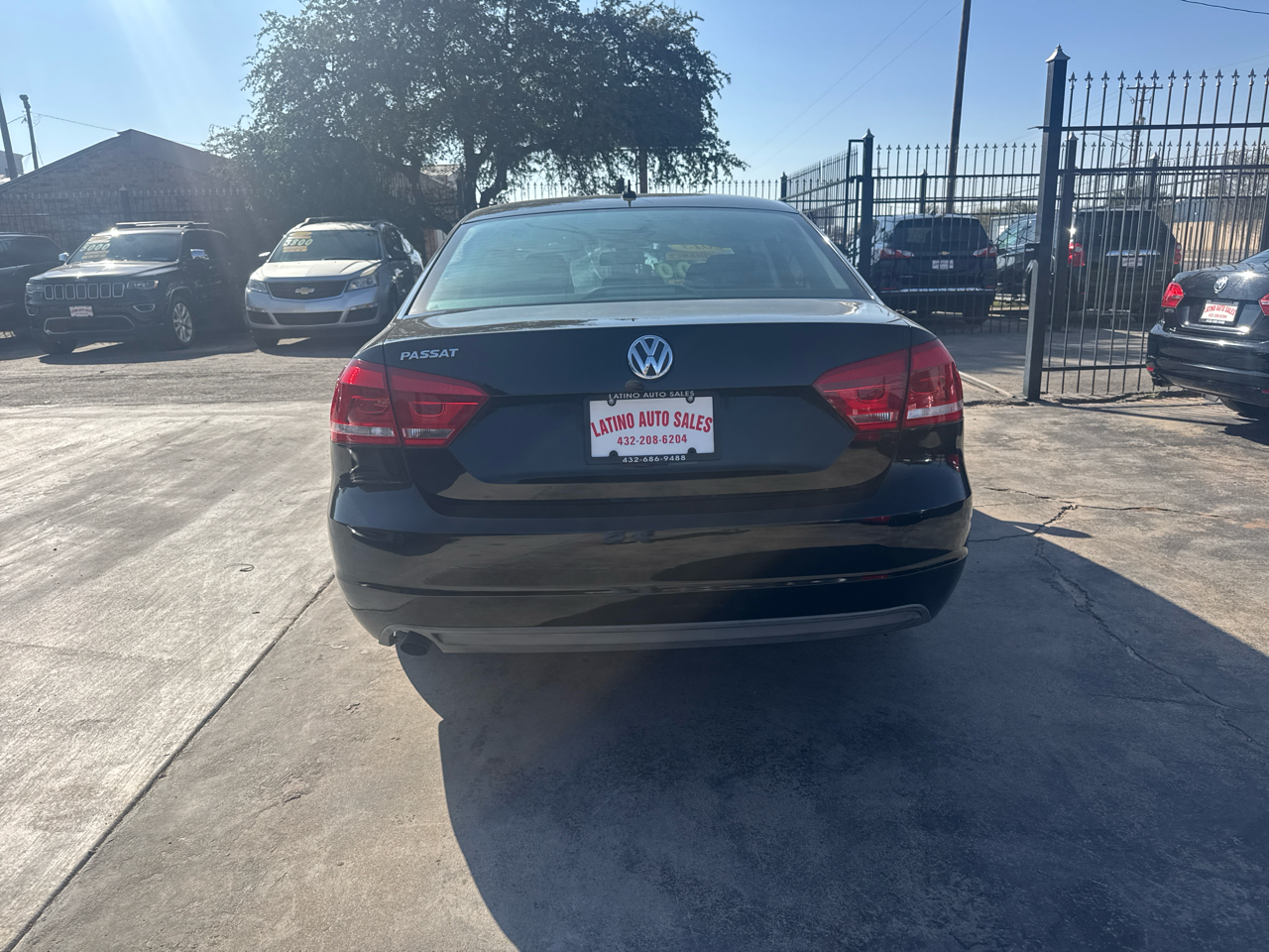 Volkswagen Passat 2.5L S 2013 Volkswagen Passat 2.5L S 2013