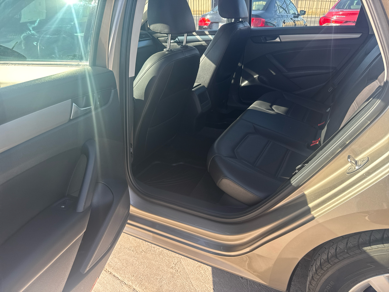 Volkswagen Passat Sport PZEV 5M 2015 Volkswagen Passat Sport PZEV 5M 2015