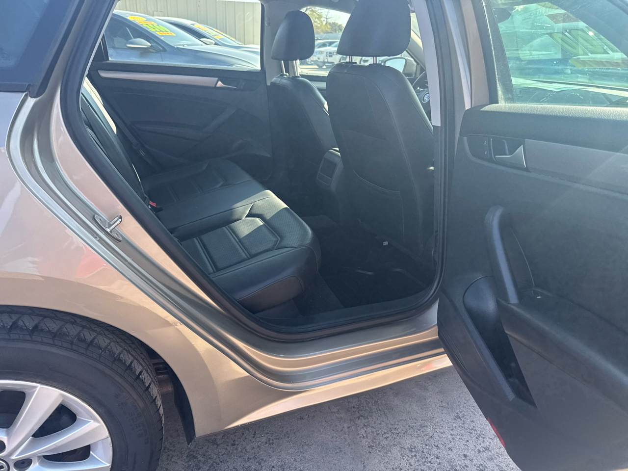 Volkswagen Passat Sport PZEV 5M 2015 Volkswagen Passat Sport PZEV 5M 2015