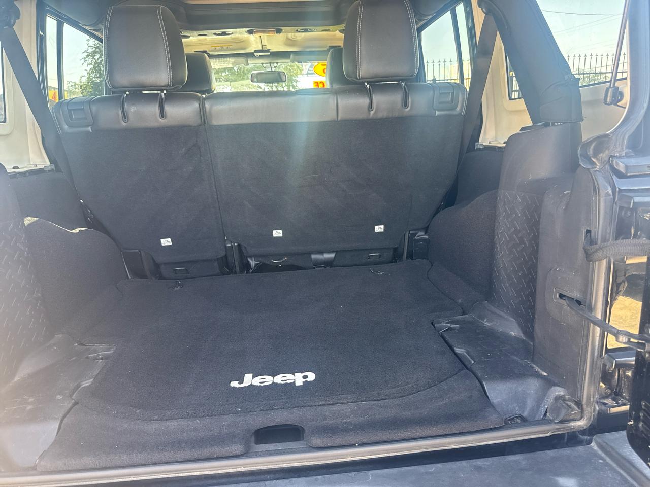 Jeep Wrangler Unlimited Rubicon 4WD 2015